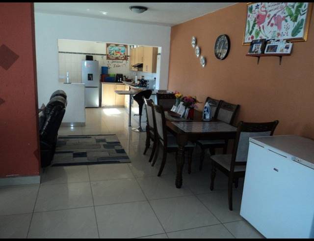 4 BEDROOM HOUSE FOR SALE IN ROSETTENVILLE